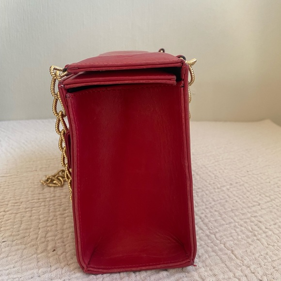 Red Leather Box Purse with Gold Link Chain by Via Repubblica// Butter Leather - Picture 5 of 9